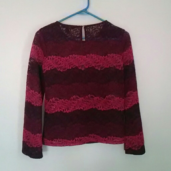 Banana republic lace bell sleeve top NWT - Picture 5 of 6